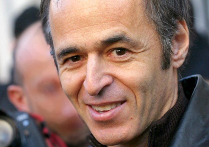 Personnalité préférée des Français: Jean-Jacques Goldman marche seul…