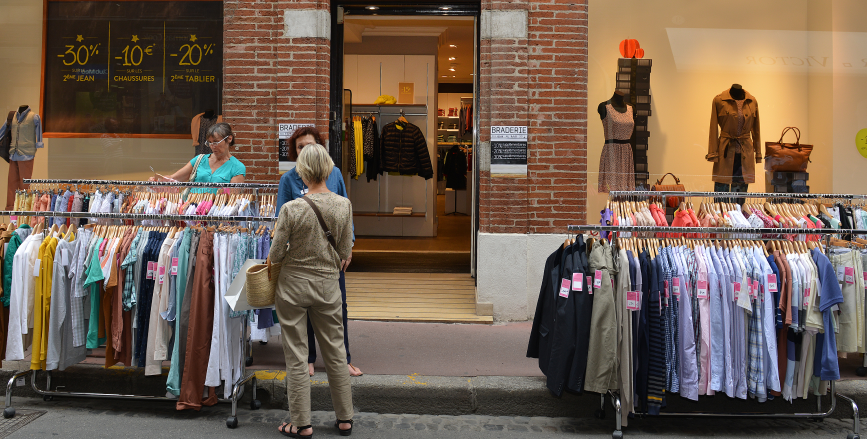 Les réductions sont à la libre appréciation des commerçants.