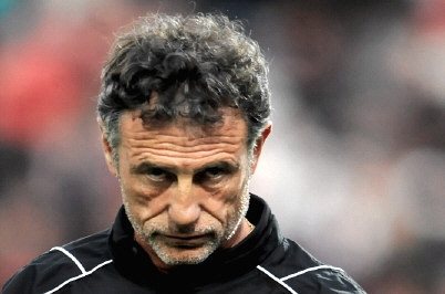 "Je ne suis pas inquiet. On n’est pas dans la déception au bout de quatre matches." proclame Guy Novès, l'œil pourtant noir.