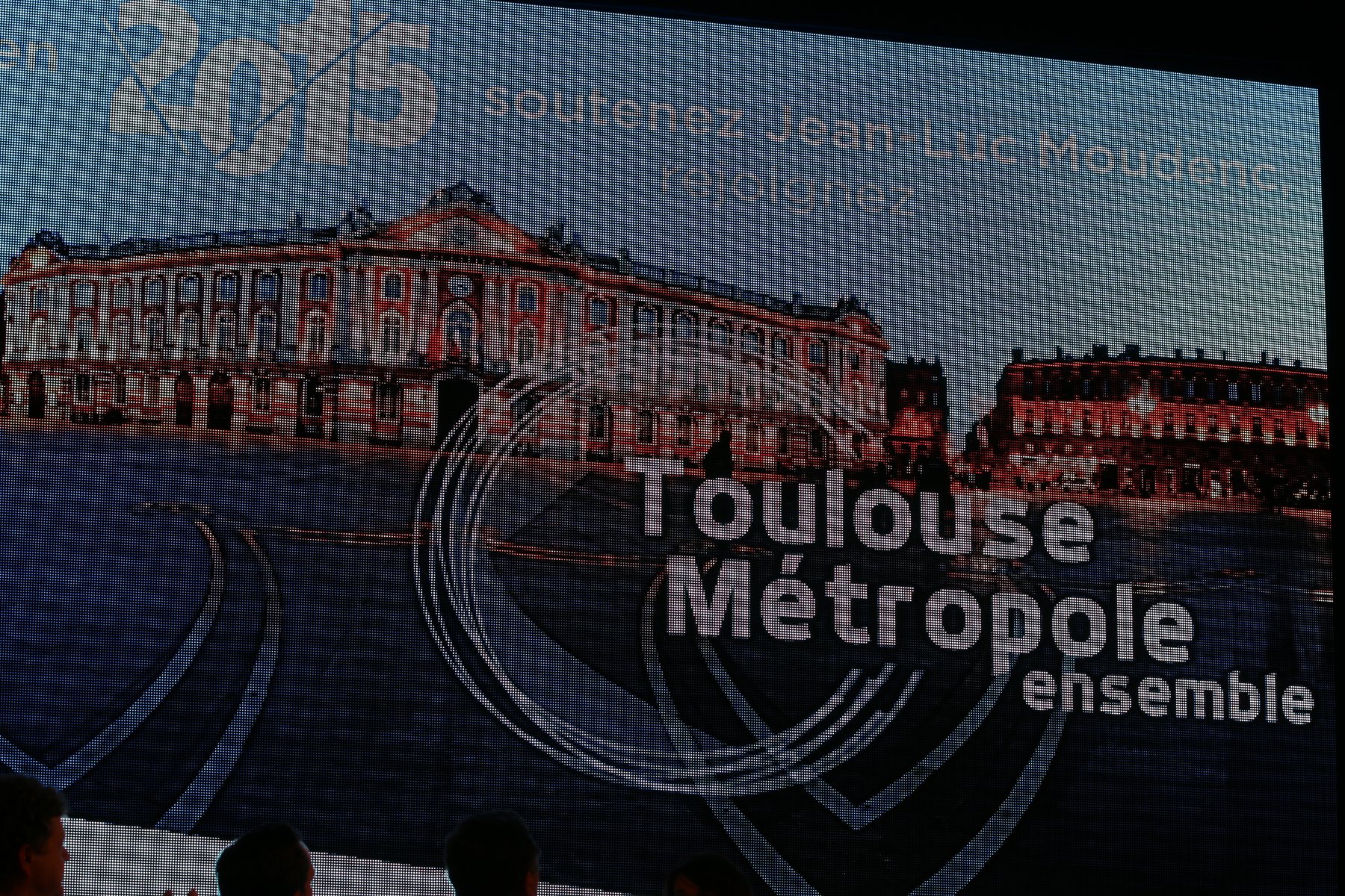 Toulouse Métropole Ensemble, le nouveau logo et la nouvelle nomination du groupe majoritaire.