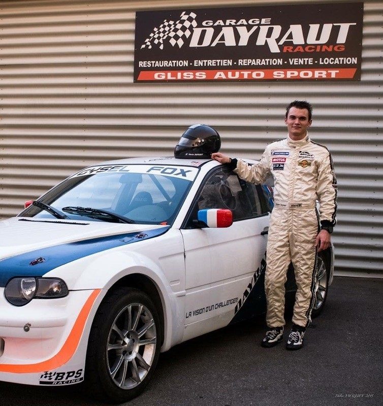 Xavier va faire résonner le nom de Dayraut cette année dans le championnat de France de RallyCross avec une BMW préparée aux petits soins par son équipe.