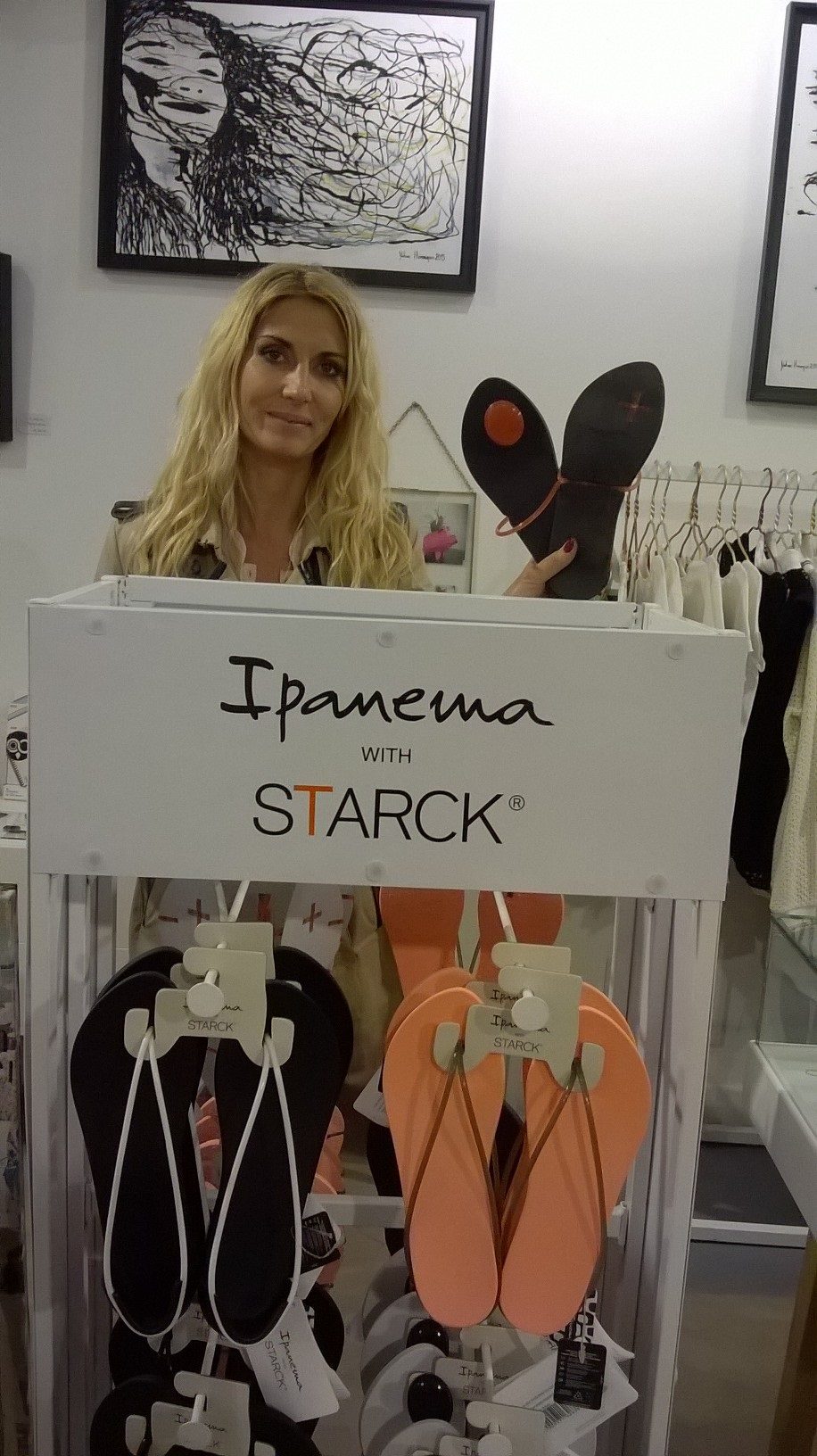 La tong Ipanema with Starck, une affaire qui marche chez Tata Roberta